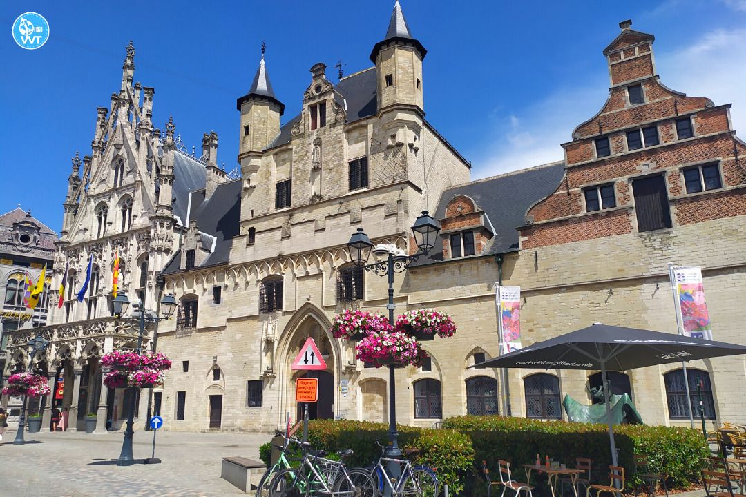 Picture of the town hall of Mechelen, Belgium