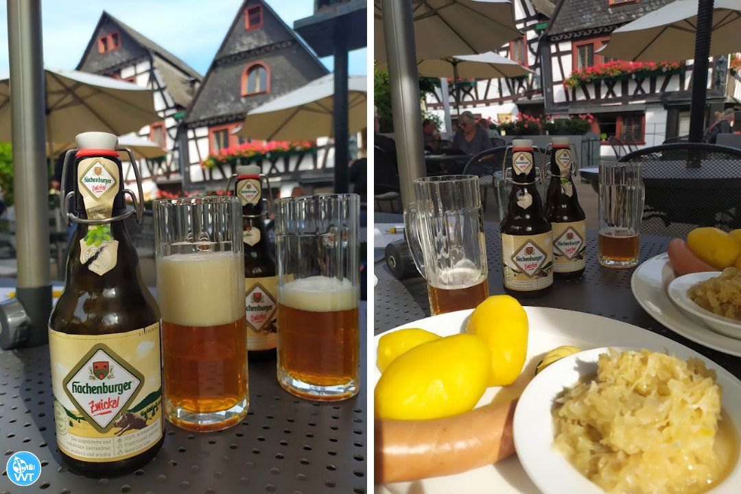 Middageten in Bacharach, Duitsland